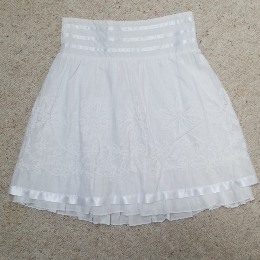 Joe Benbasset skirt